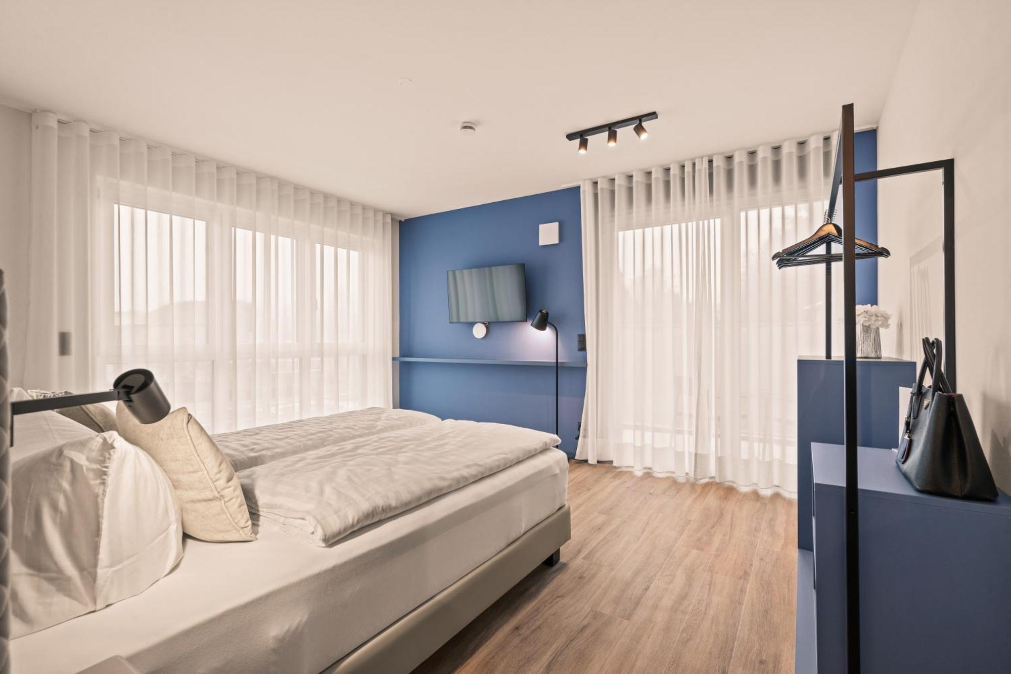 Motel42-Temporary Living ฟรีดริชส์ฮาเฟน ภายนอก รูปภาพ