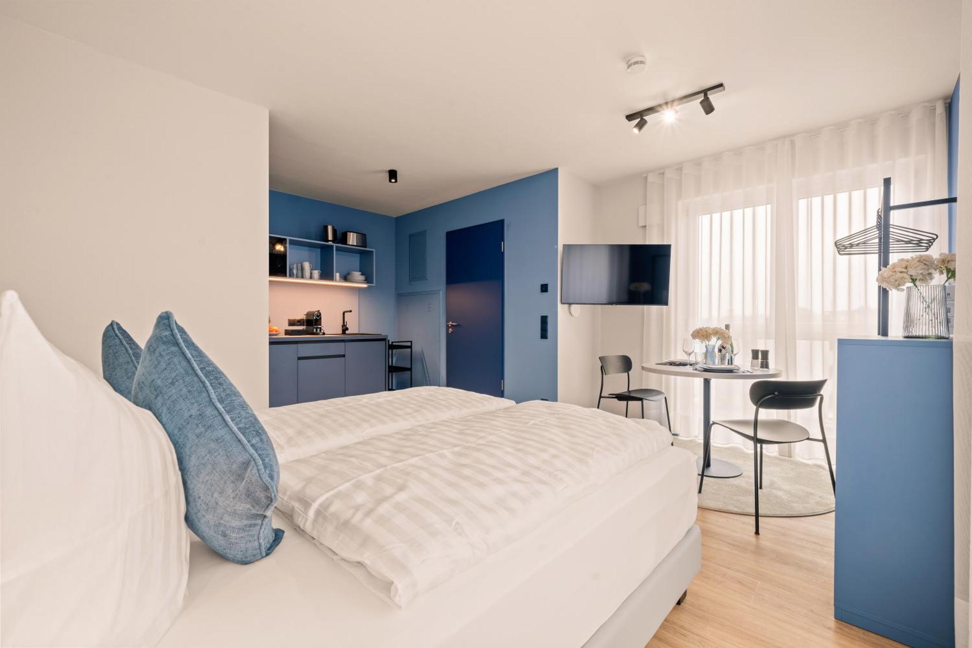 Motel42-Temporary Living ฟรีดริชส์ฮาเฟน ภายนอก รูปภาพ