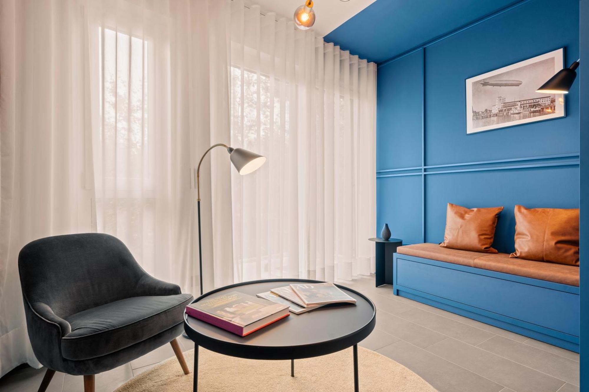 Motel42-Temporary Living ฟรีดริชส์ฮาเฟน ภายนอก รูปภาพ
