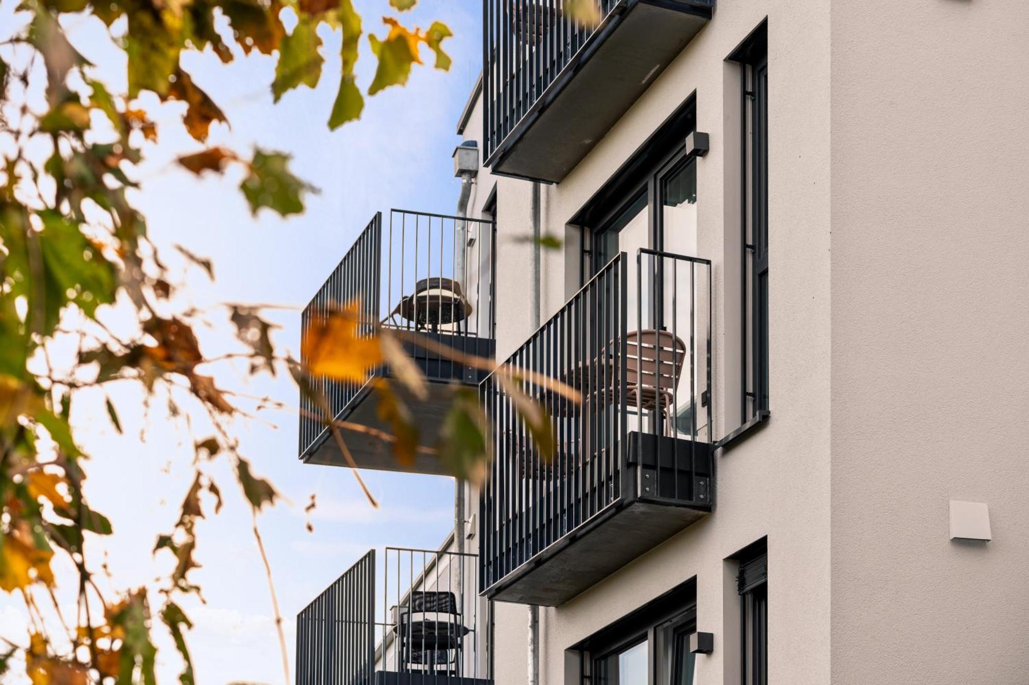 Motel42-Temporary Living ฟรีดริชส์ฮาเฟน ภายนอก รูปภาพ